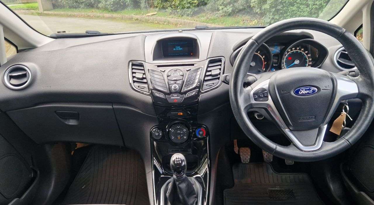 2015 FORD FIESTA 2015 FORD FIESTA