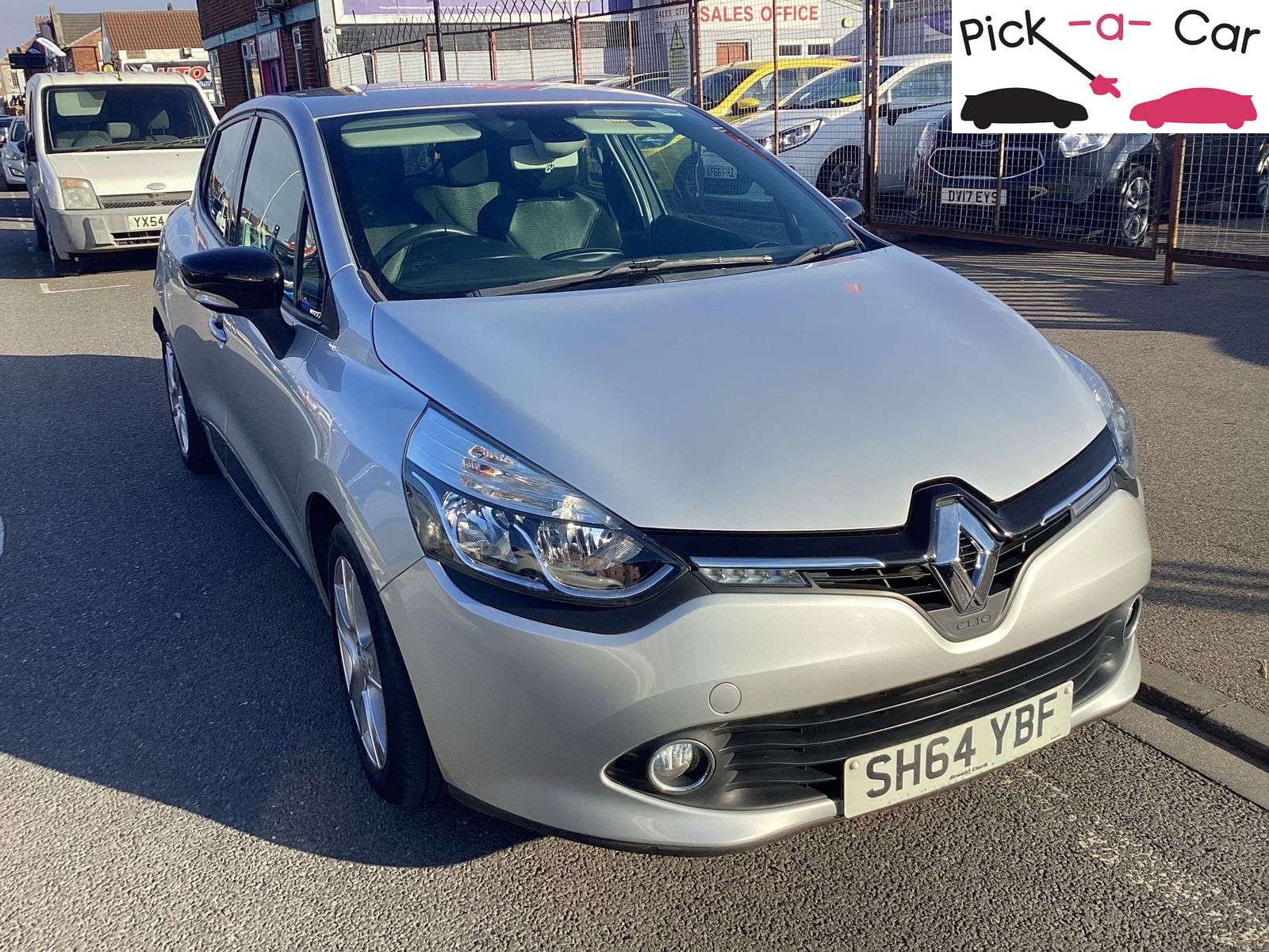 2014 RENAULT CLIO 2014 RENAULT CLIO