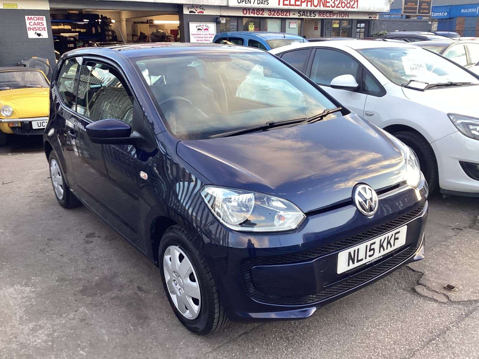 2015 VOLKSWAGEN UP! 2015 VOLKSWAGEN UP!