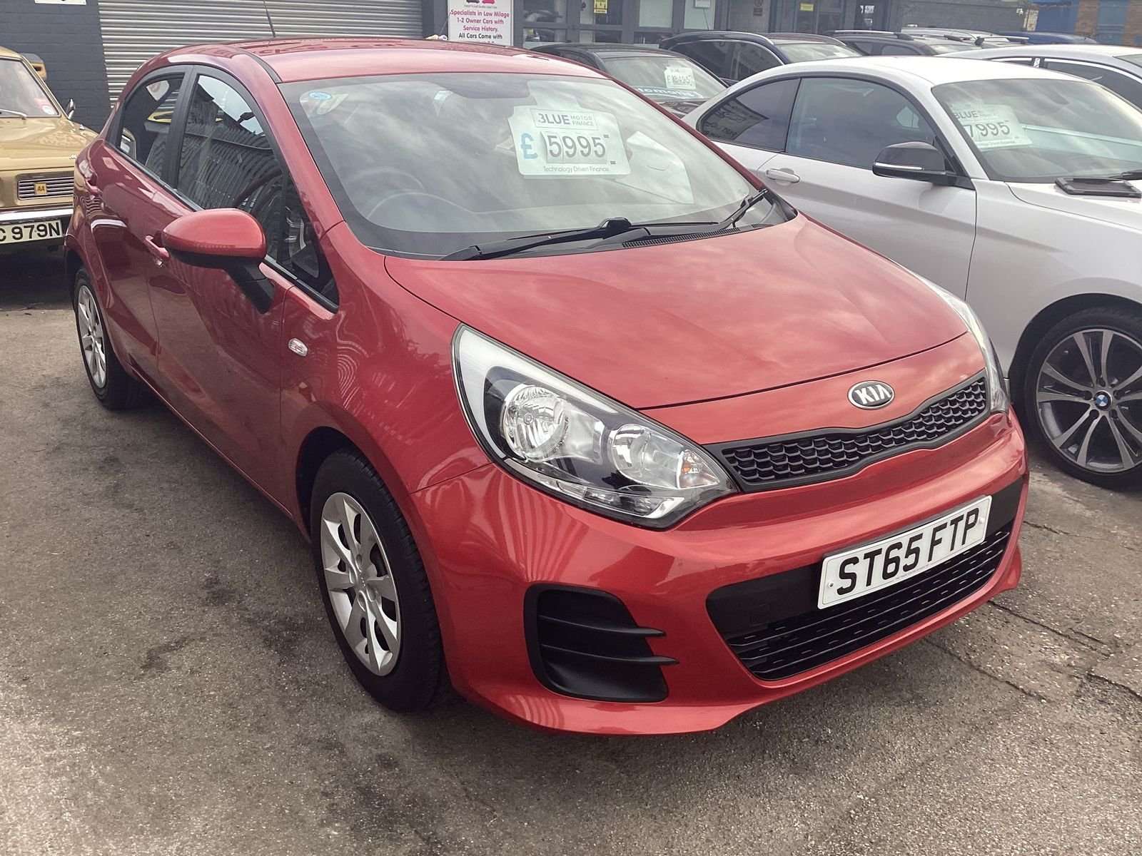2015 KIA RIO 2015 KIA RIO