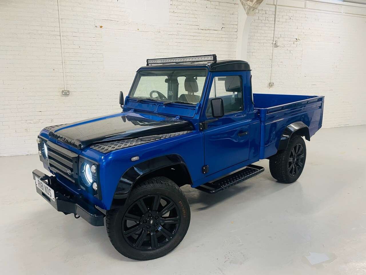1998 LAND ROVER DEFENDER 110 1998 LAND ROVER DEFENDER 110