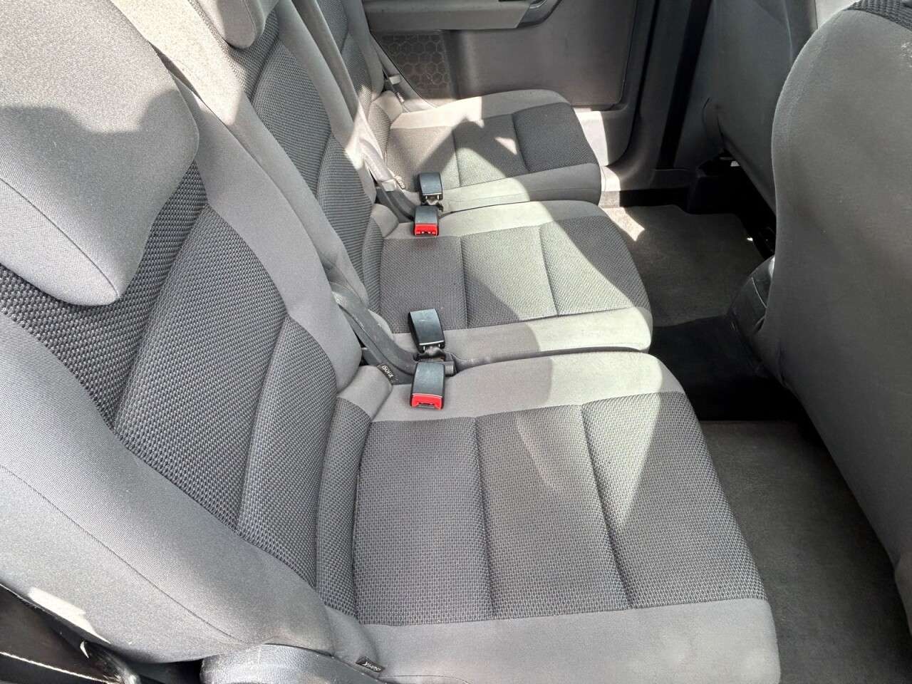 2011 VOLKSWAGEN TOURAN 2011 VOLKSWAGEN TOURAN