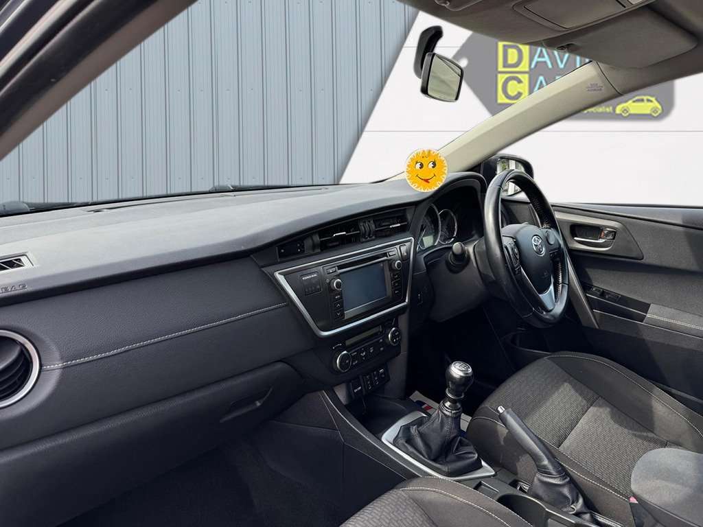 2014 TOYOTA AURIS 2014 TOYOTA AURIS