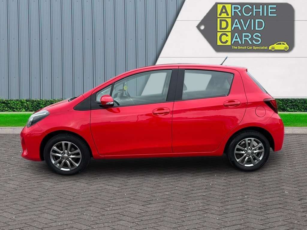 2015 TOYOTA YARIS 2015 TOYOTA YARIS