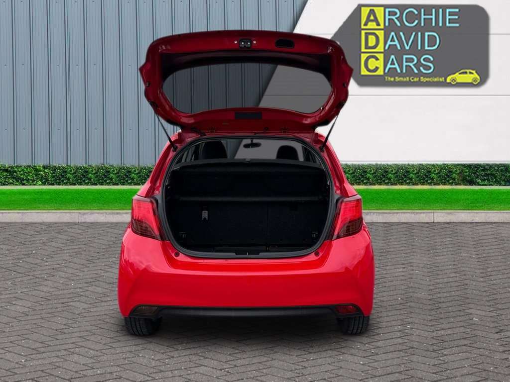 2015 TOYOTA YARIS 2015 TOYOTA YARIS