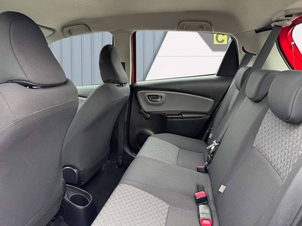 2015 TOYOTA YARIS 2015 TOYOTA YARIS