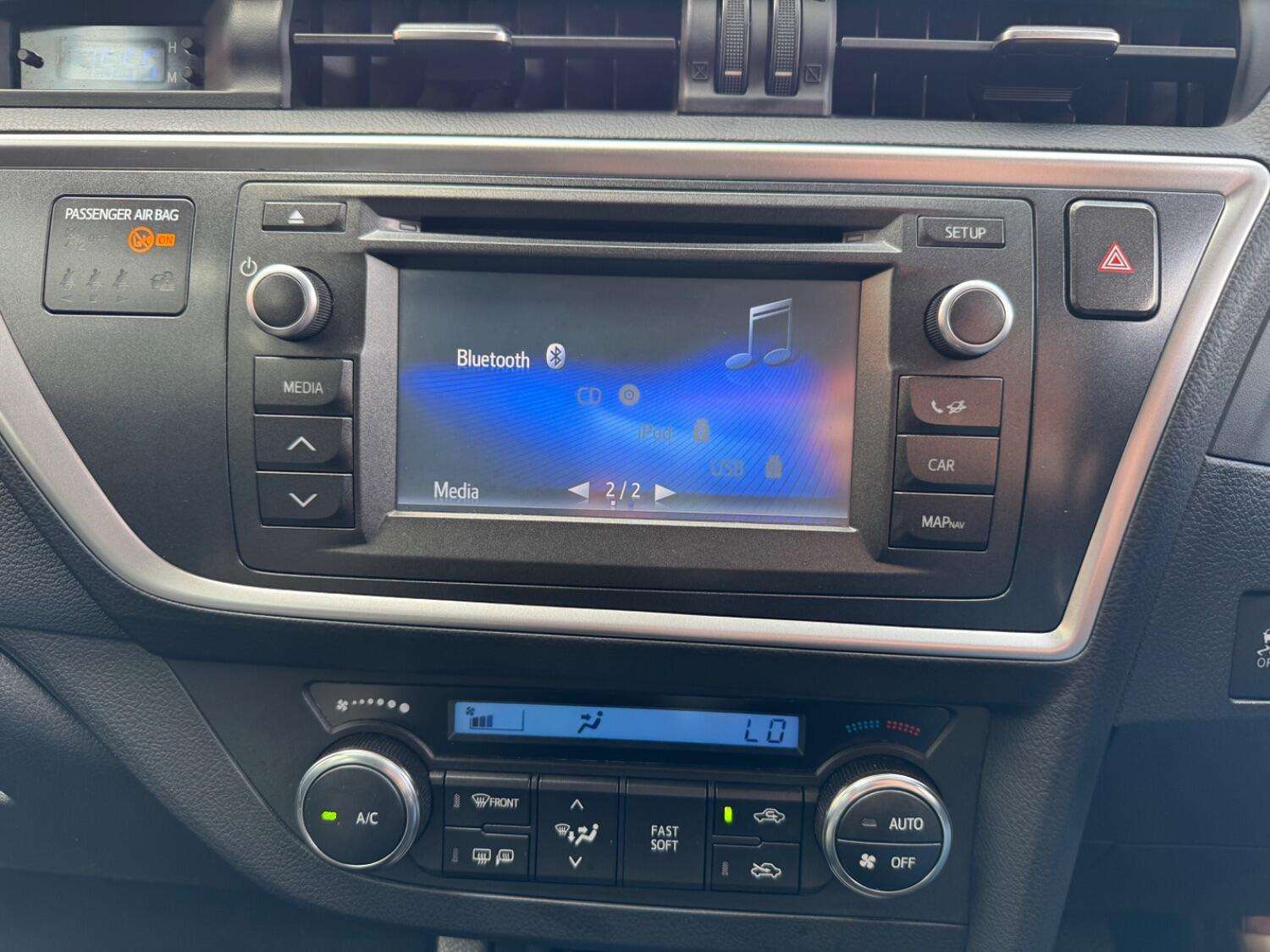 2014 TOYOTA AURIS 2014 TOYOTA AURIS