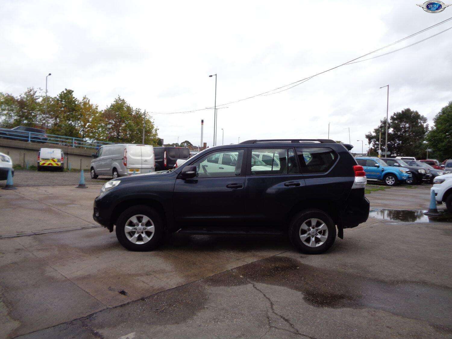 2011 TOYOTA LAND CRUISER 2011 TOYOTA LAND CRUISER