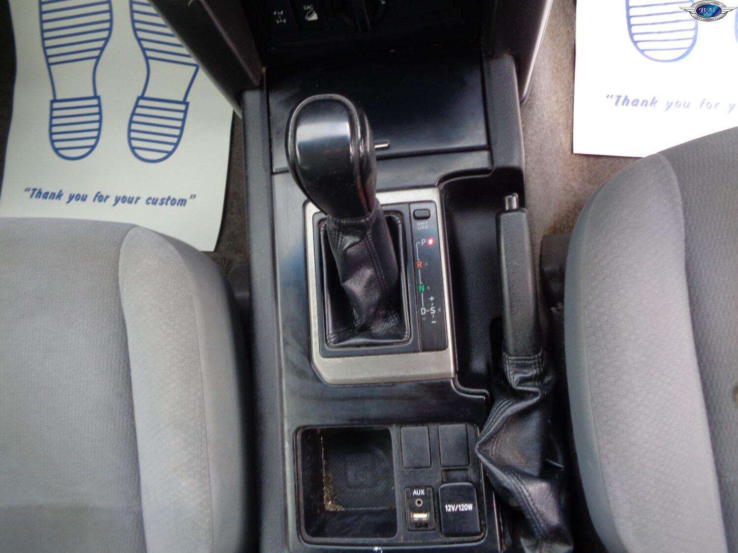 2011 TOYOTA LAND CRUISER 2011 TOYOTA LAND CRUISER