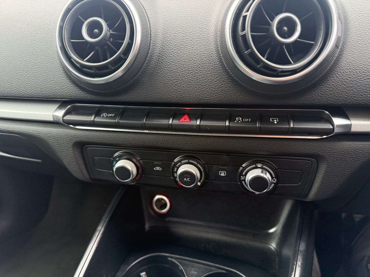 2013 AUDI A3 2013 AUDI A3