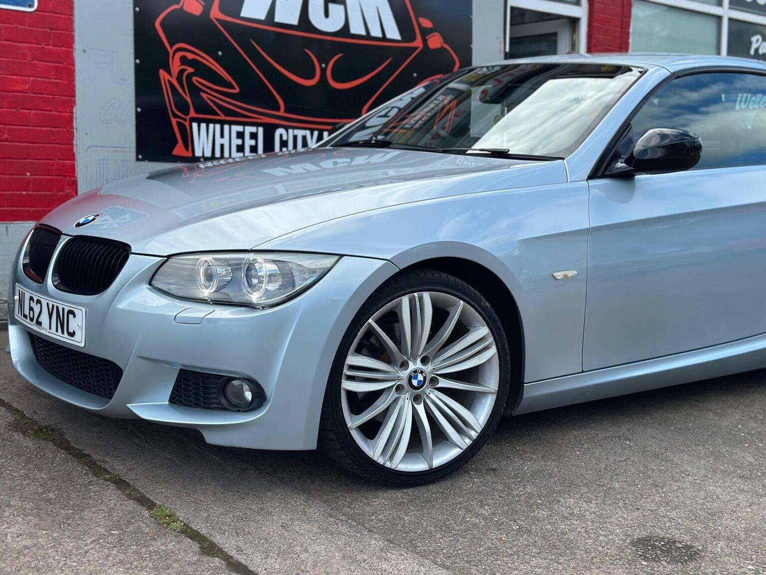 2012 BMW 3 SERIES 2012 BMW 3 SERIES