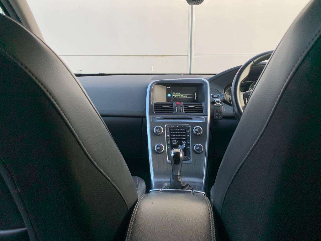 2016 VOLVO XC60 2016 VOLVO XC60