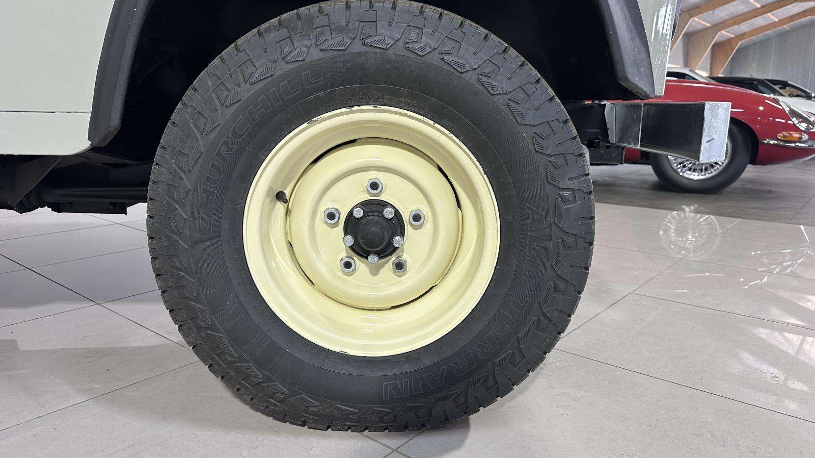 1986 LAND ROVER 127 1986 LAND ROVER 127