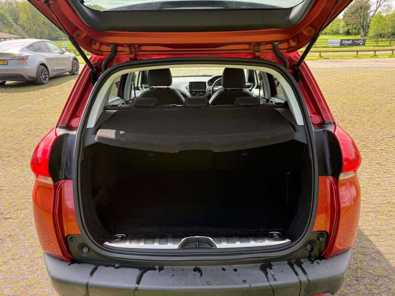 2016 PEUGEOT 2008 2016 PEUGEOT 2008