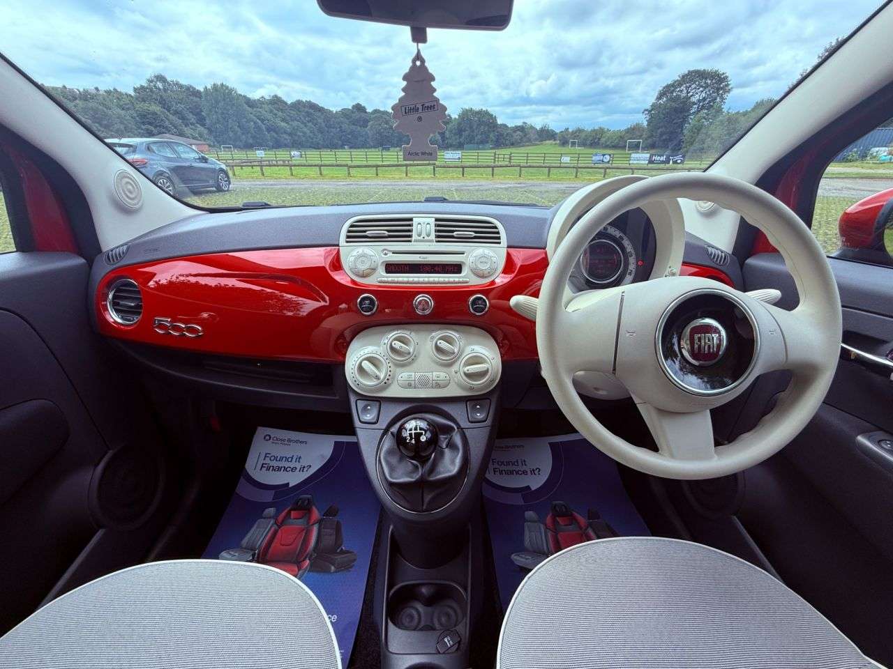 2015 FIAT 500 2015 FIAT 500