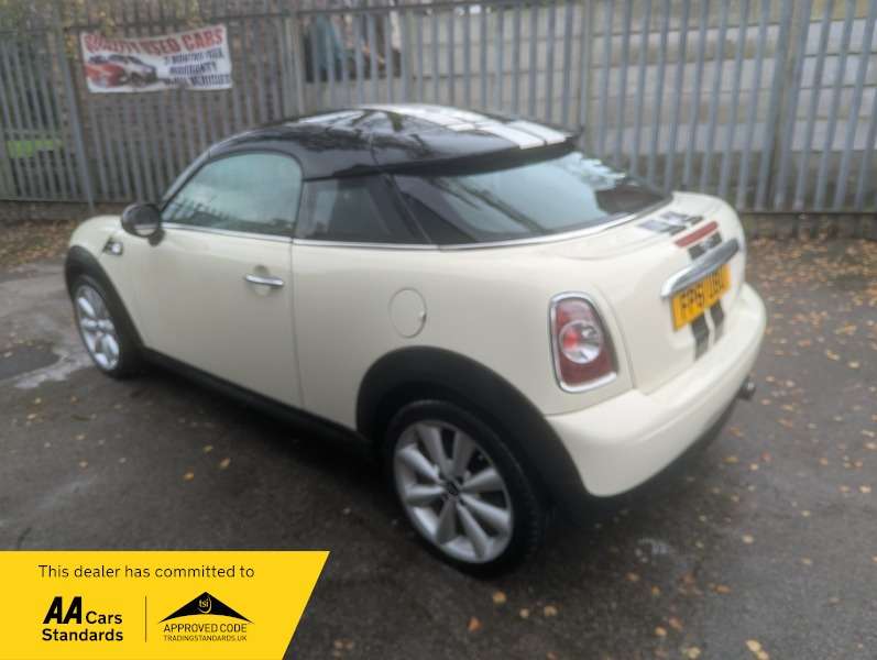 2011 MINI COUPE 2011 MINI COUPE