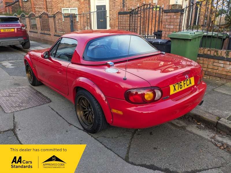 2001 MAZDA MX-5 2001 MAZDA MX-5