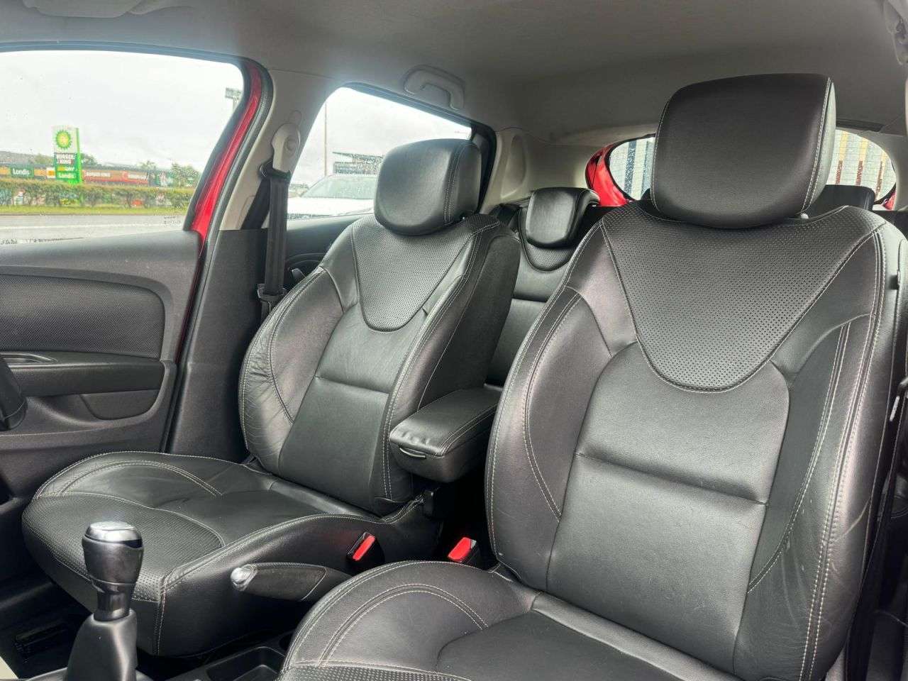 2017 RENAULT CLIO 2017 RENAULT CLIO