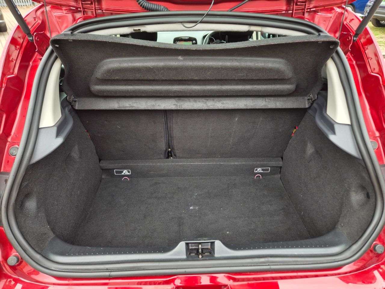 2017 RENAULT CLIO 2017 RENAULT CLIO