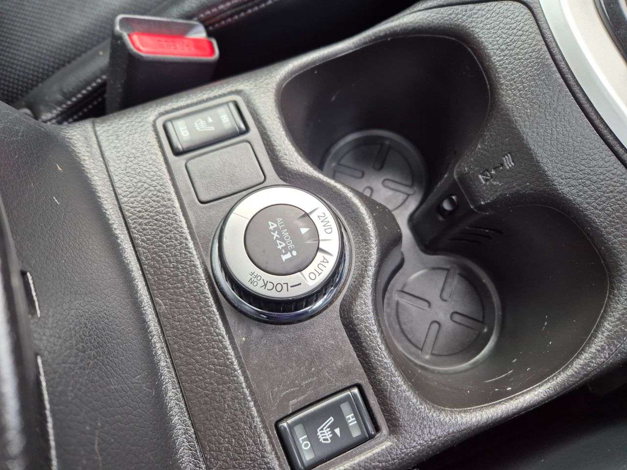 2014 NISSAN X-TRAIL 2014 NISSAN X-TRAIL