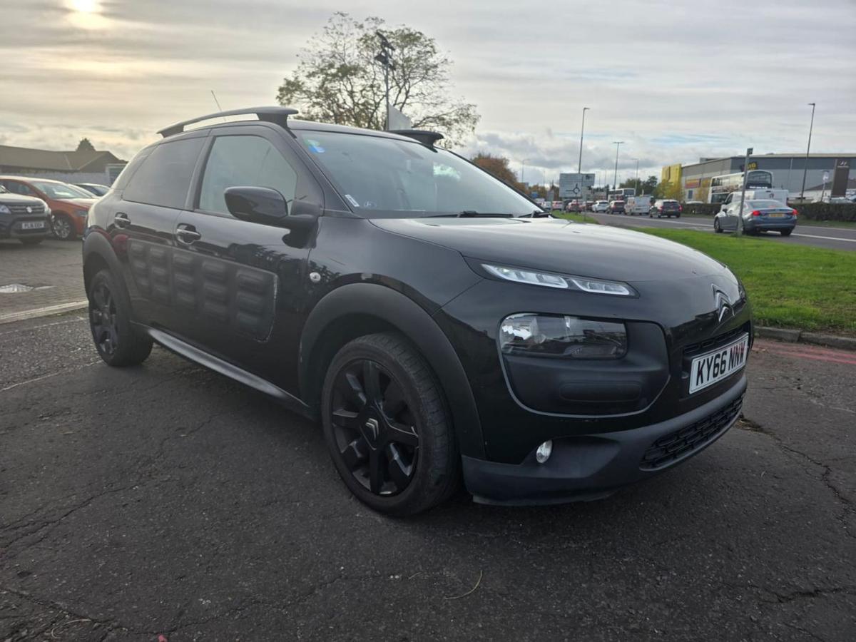Check out this Citroen C4 Cactus 2016 Diesel Manual