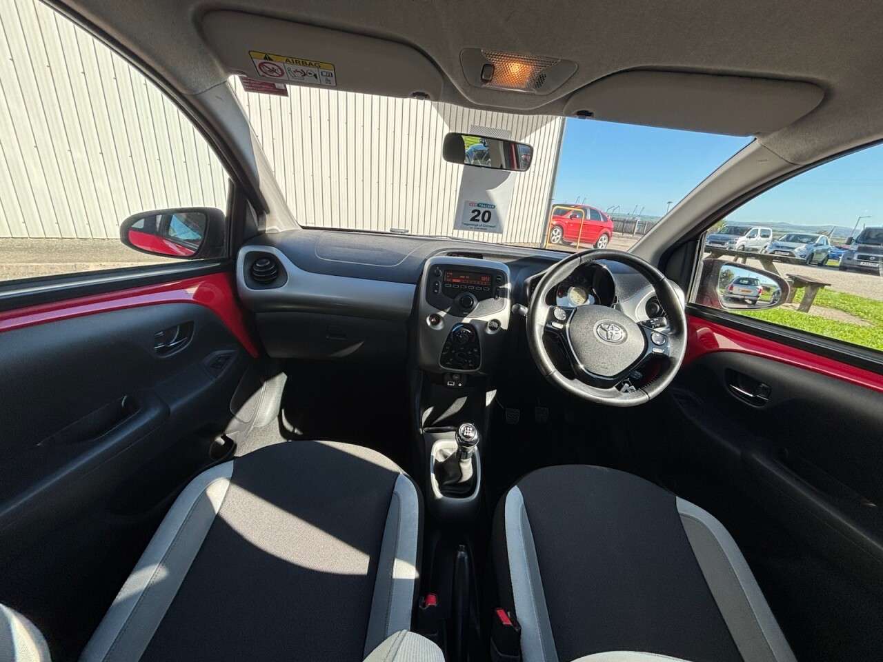 2016 TOYOTA AYGO 2016 TOYOTA AYGO