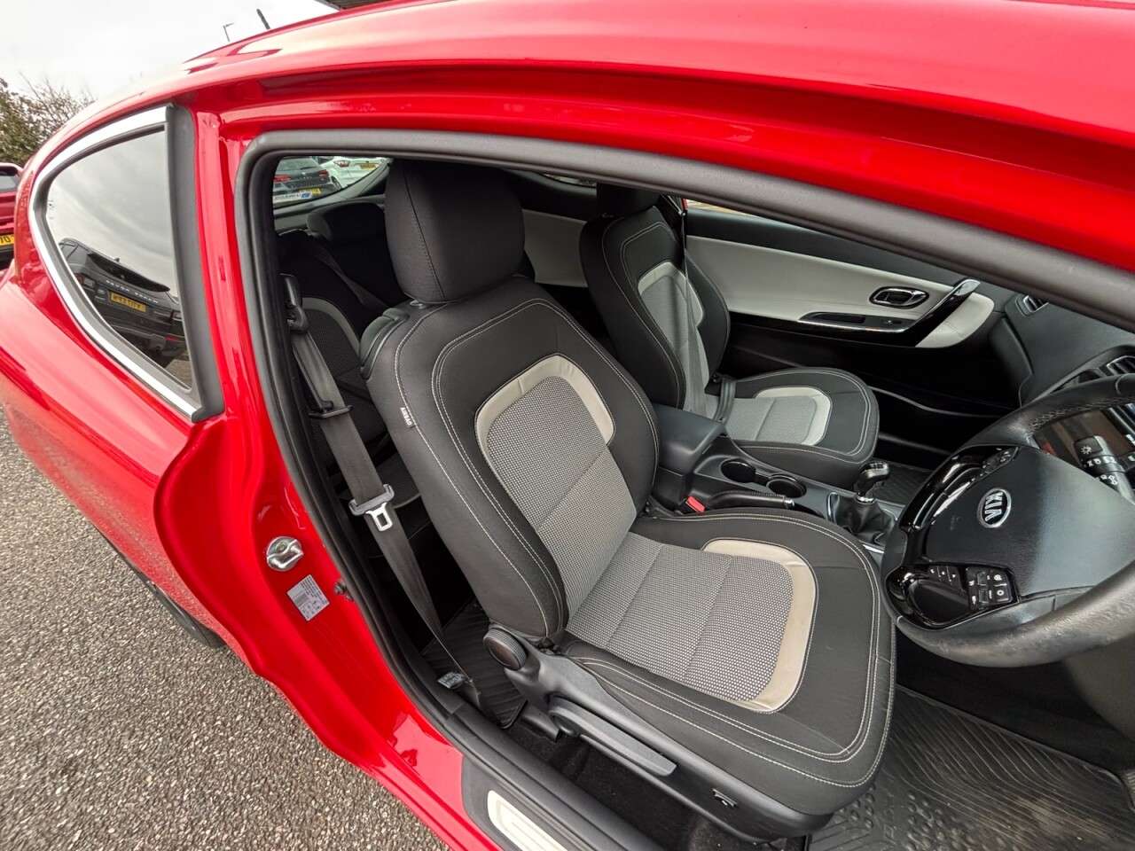 2014 KIA PROCEED 2014 KIA PROCEED