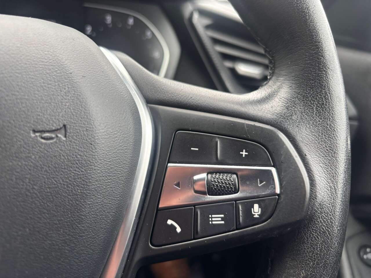 2019 BMW 1 SERIES 2019 BMW 1 SERIES