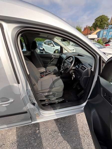 2015 VOLKSWAGEN CADDY MAXI LIFE 2015 VOLKSWAGEN CADDY MAXI LIFE