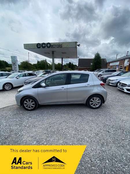 2012 TOYOTA YARIS 2012 TOYOTA YARIS