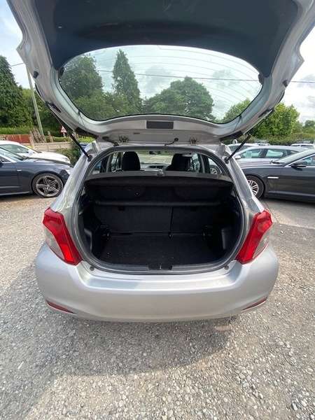 2012 TOYOTA YARIS 2012 TOYOTA YARIS