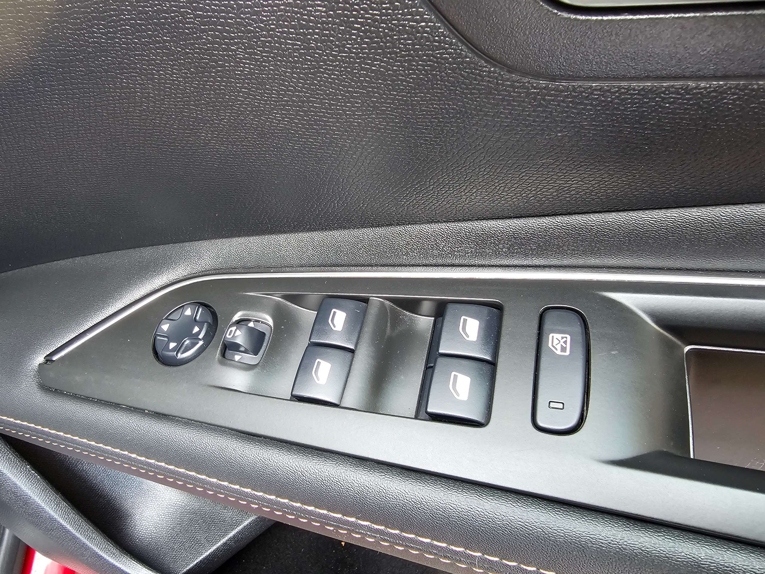 2019 PEUGEOT 3008 2019 PEUGEOT 3008