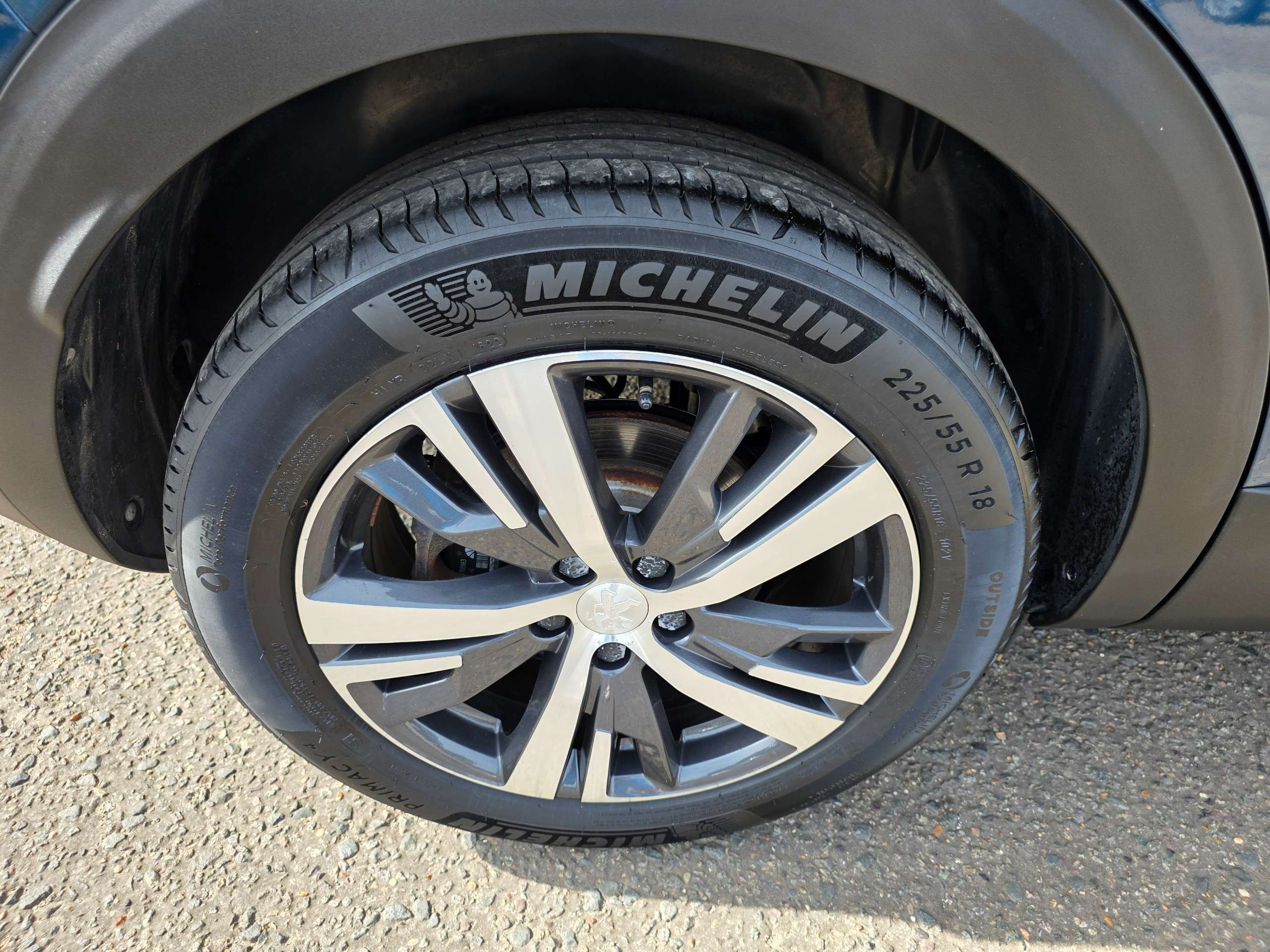 2022 PEUGEOT 3008 2022 PEUGEOT 3008