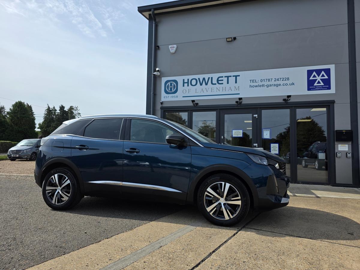 Check out this Peugeot 3008 2022 Petrol Manual