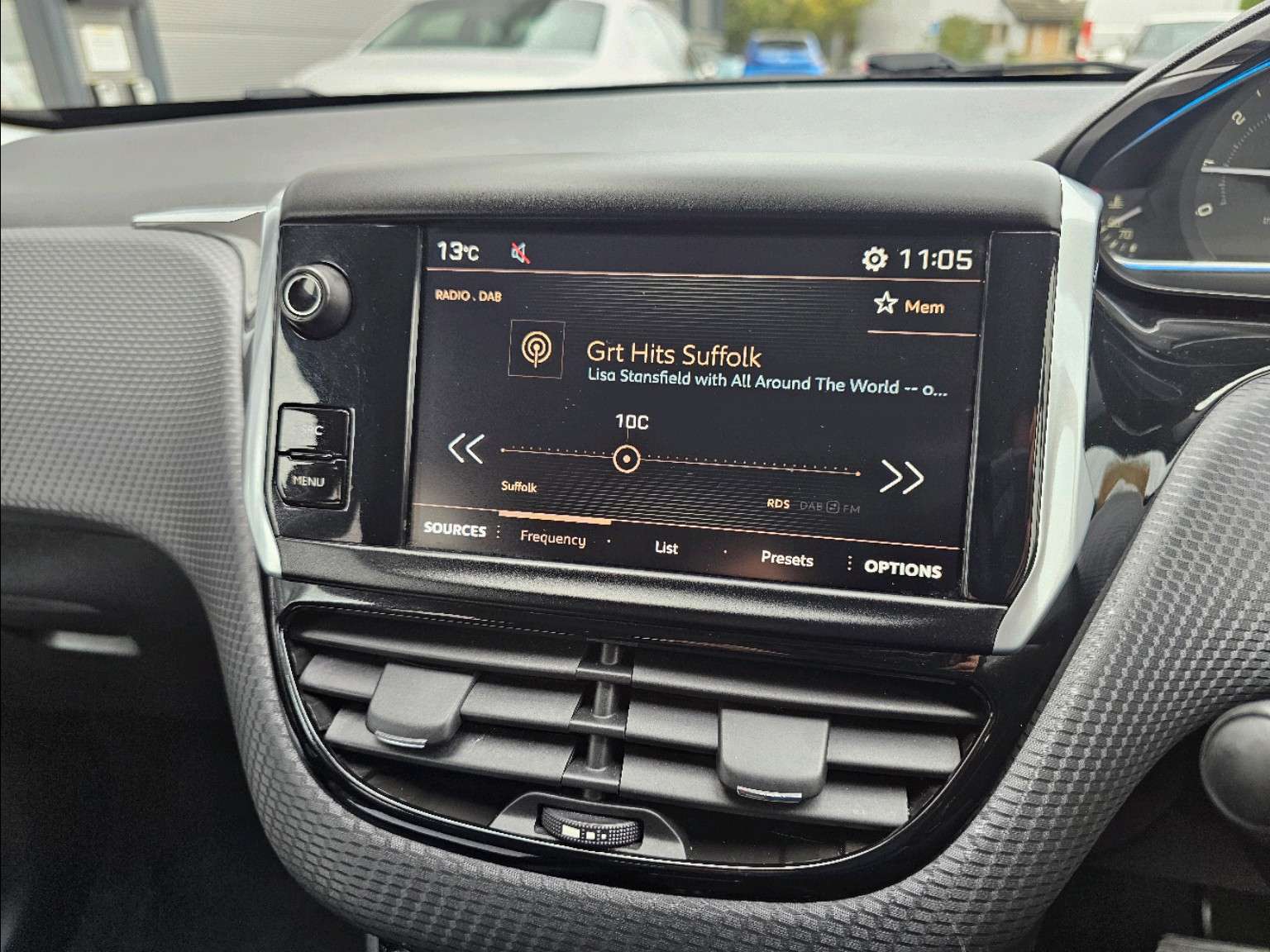 2018 PEUGEOT 2008 2018 PEUGEOT 2008