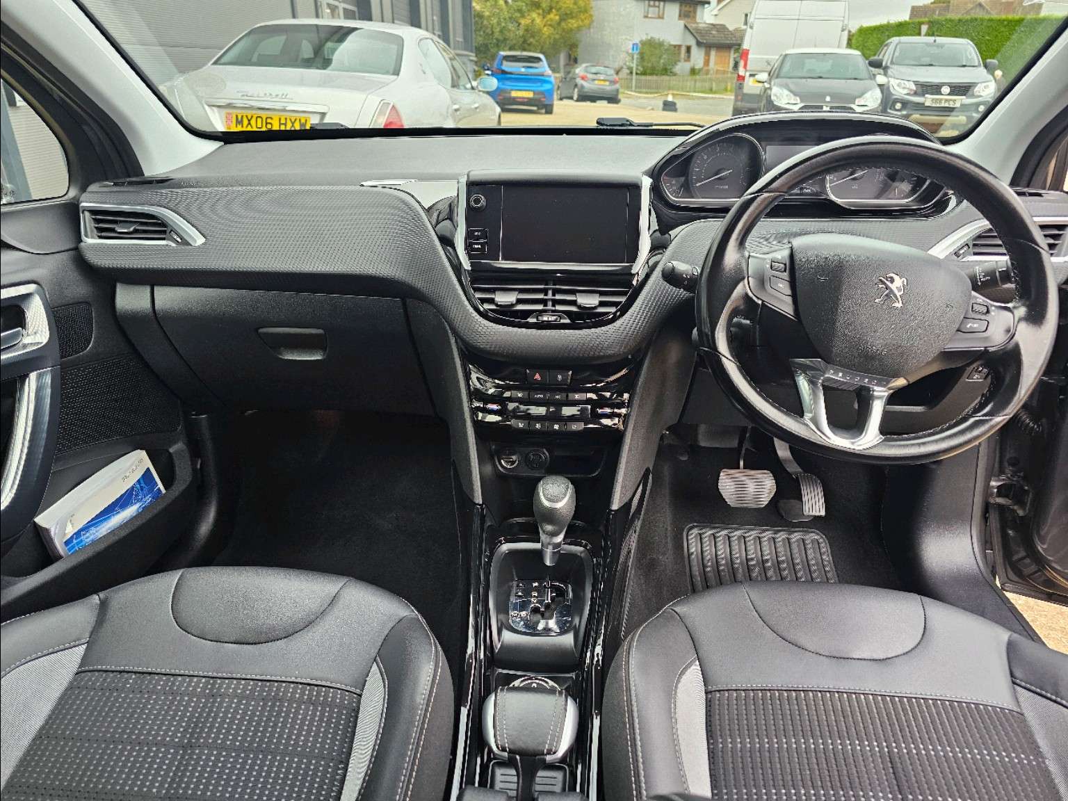 2018 PEUGEOT 2008 2018 PEUGEOT 2008