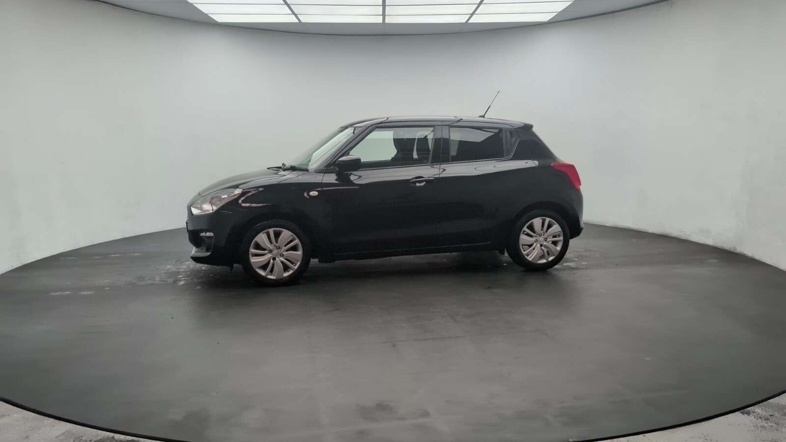 2019 SUZUKI SWIFT 2019 SUZUKI SWIFT