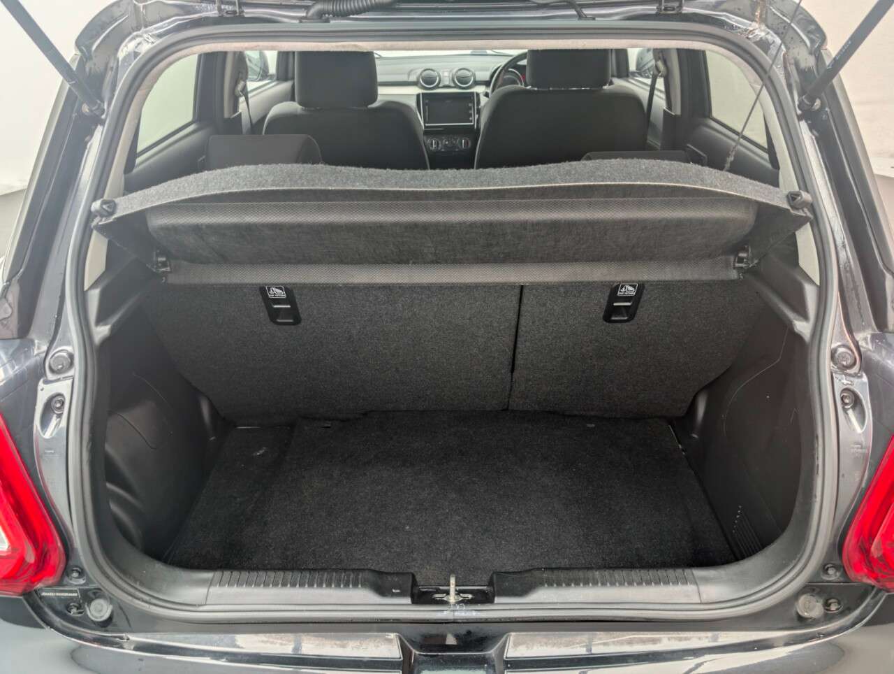 2019 SUZUKI SWIFT 2019 SUZUKI SWIFT