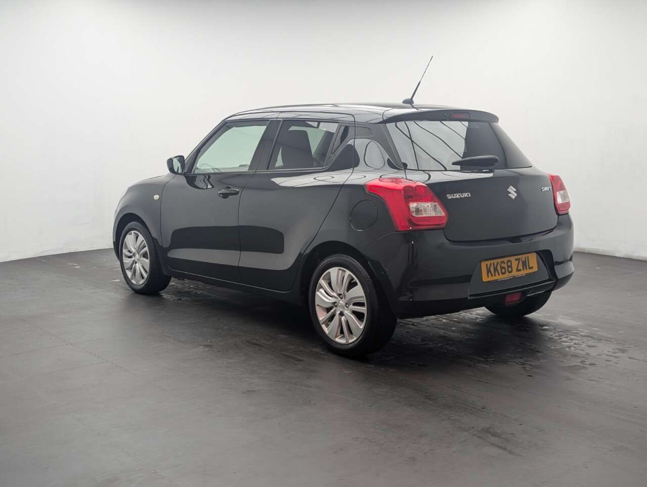 2019 SUZUKI SWIFT 2019 SUZUKI SWIFT