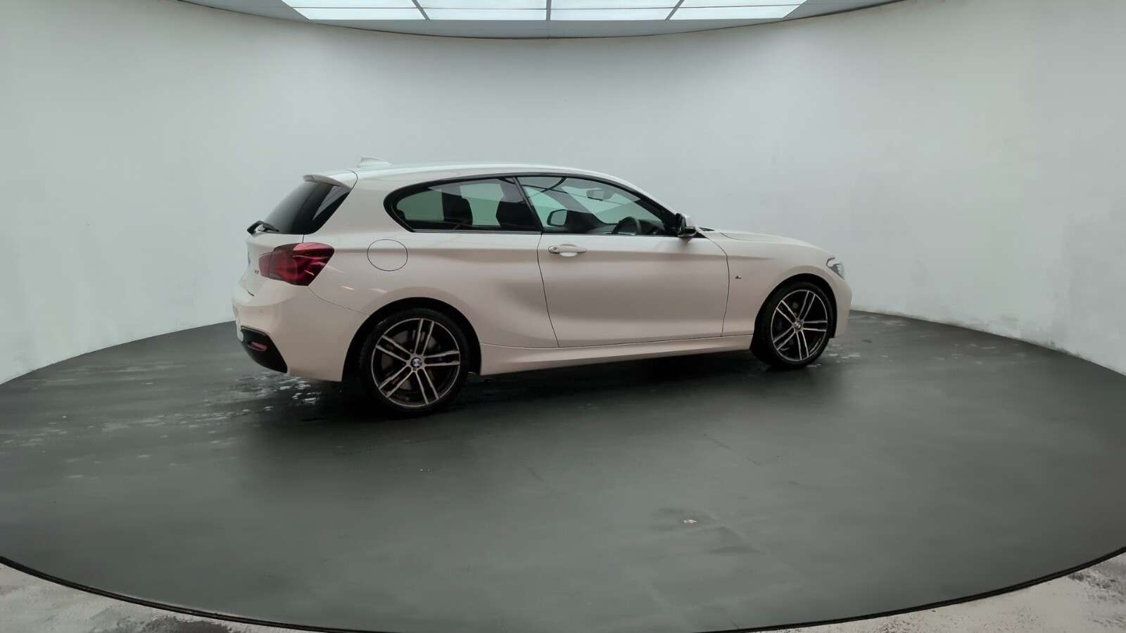 2018 BMW 1 SERIES 2018 BMW 1 SERIES