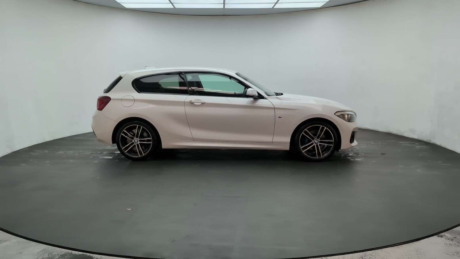 2018 BMW 1 SERIES 2018 BMW 1 SERIES