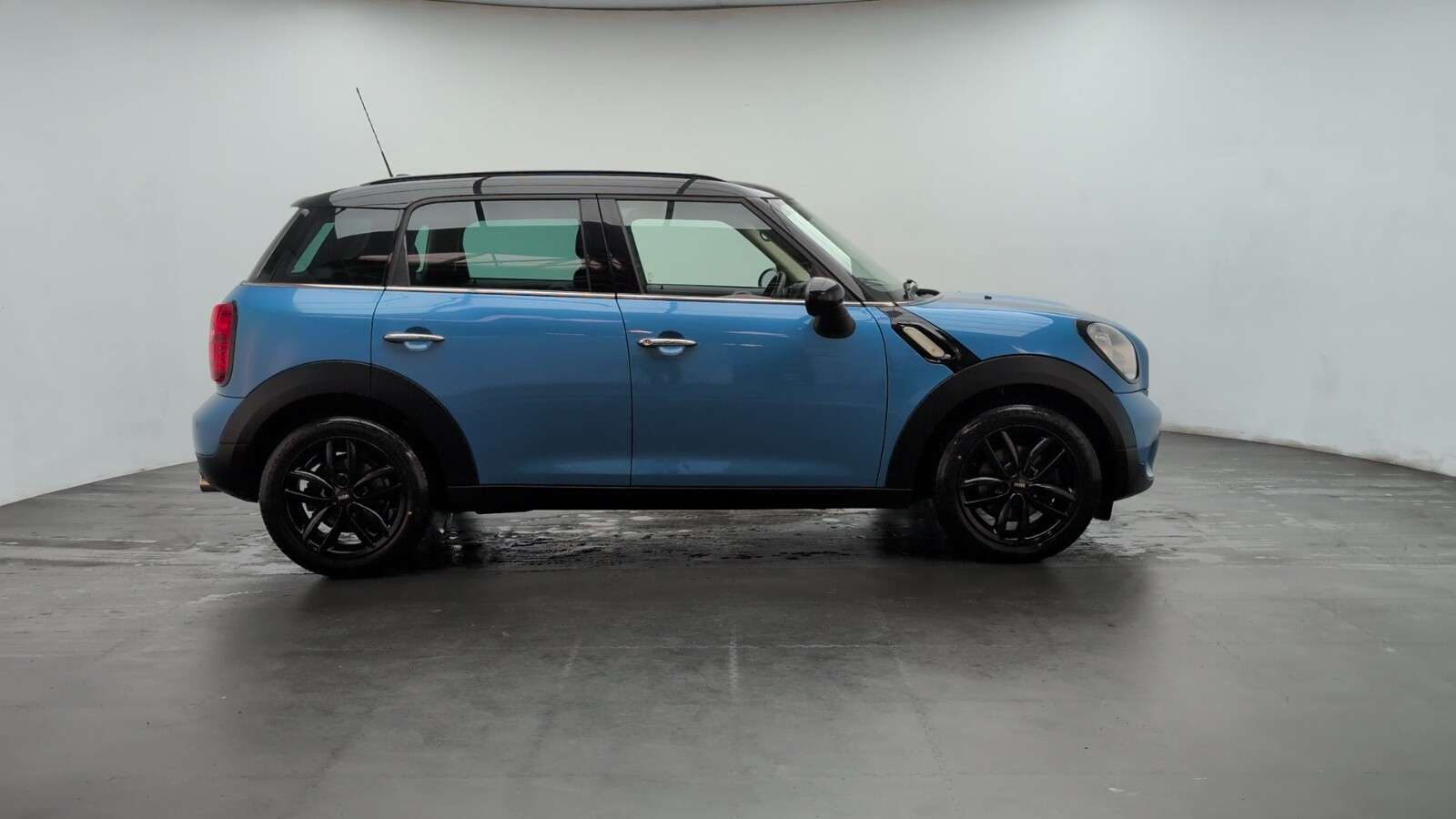 2016 MINI COUNTRYMAN 2016 MINI COUNTRYMAN