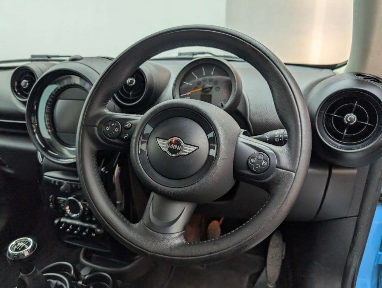 2016 MINI COUNTRYMAN 2016 MINI COUNTRYMAN