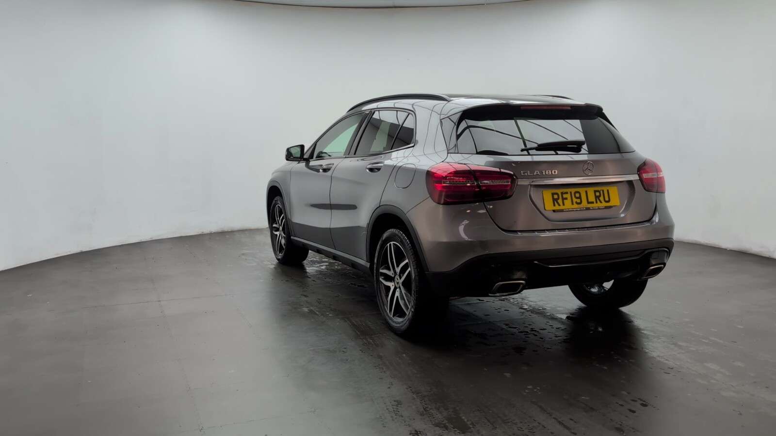 2019 MERCEDES-BENZ 180 2019 MERCEDES-BENZ 180