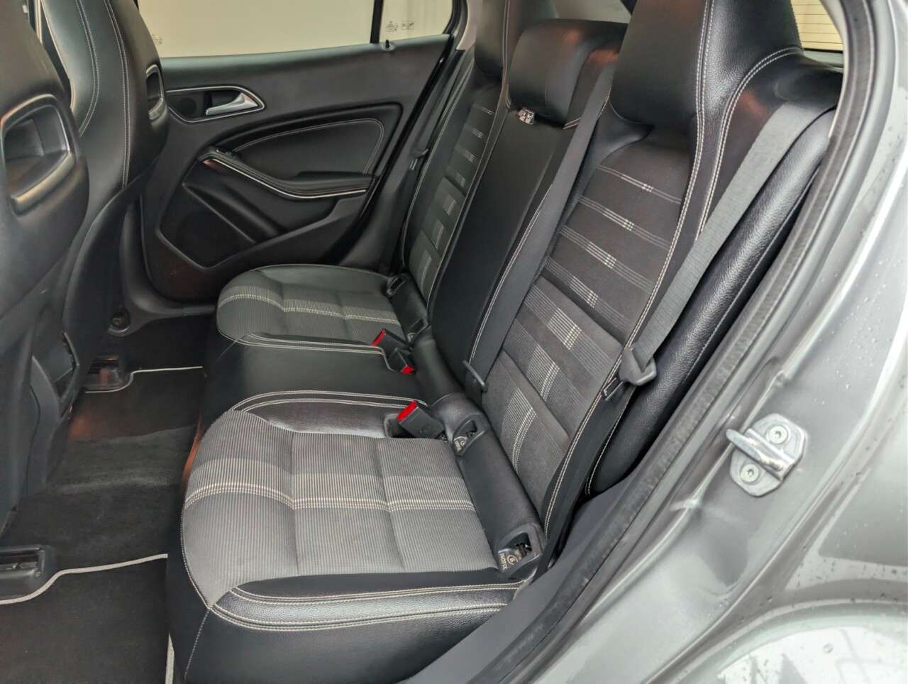 2019 MERCEDES-BENZ 180 2019 MERCEDES-BENZ 180