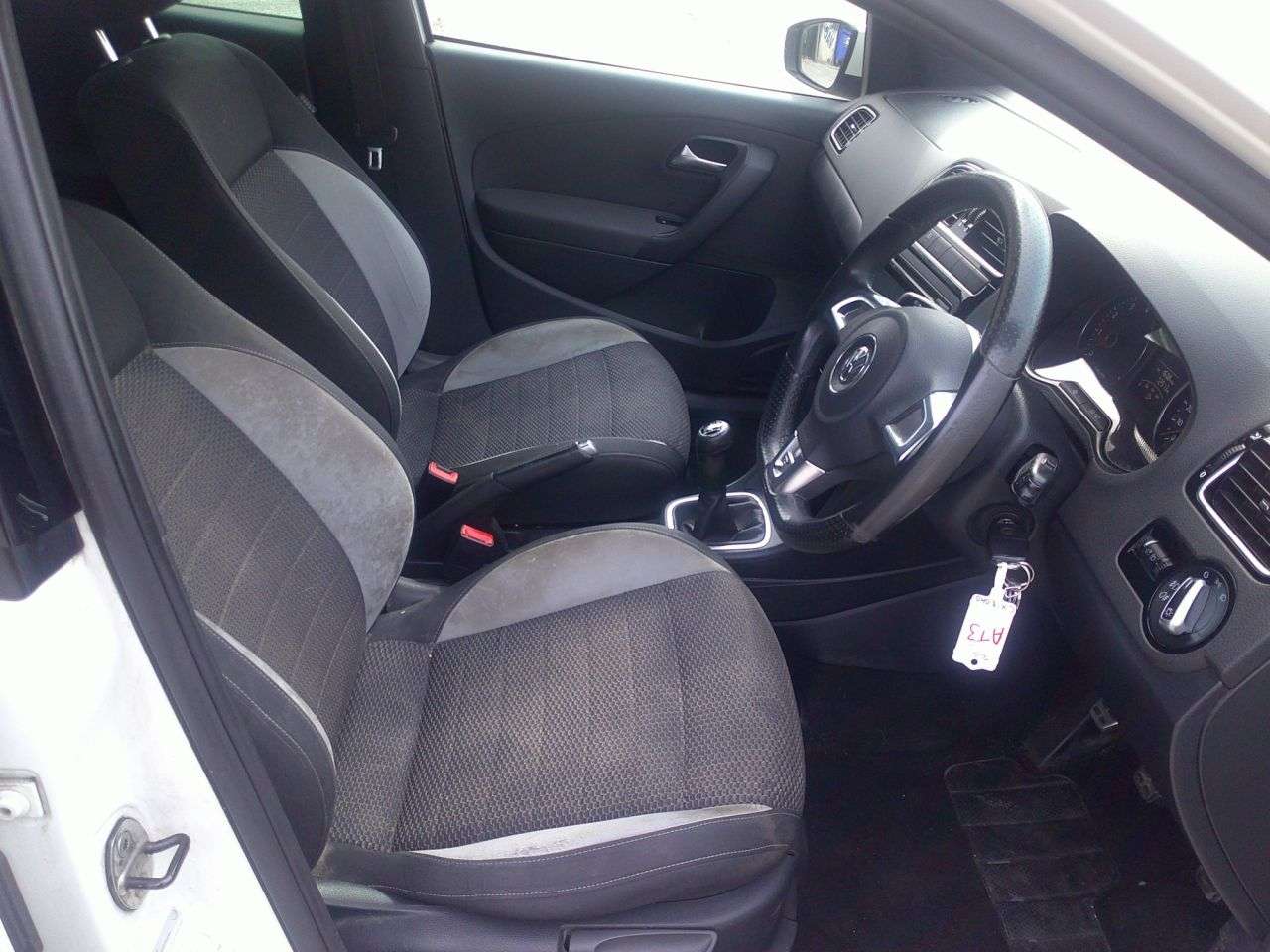 2013 VOLKSWAGEN POLO 2013 VOLKSWAGEN POLO