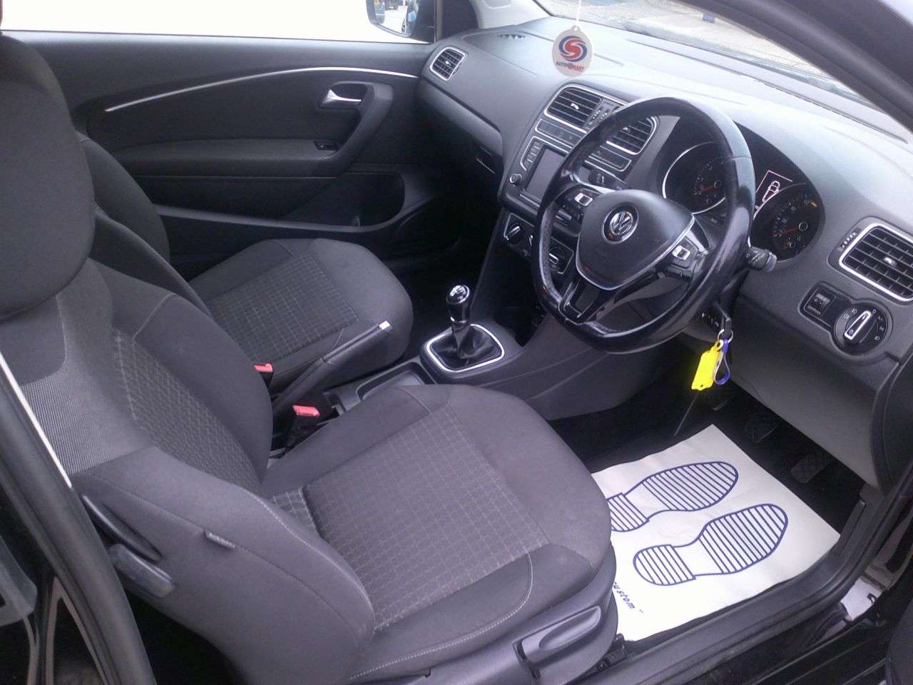 2017 VOLKSWAGEN POLO 2017 VOLKSWAGEN POLO