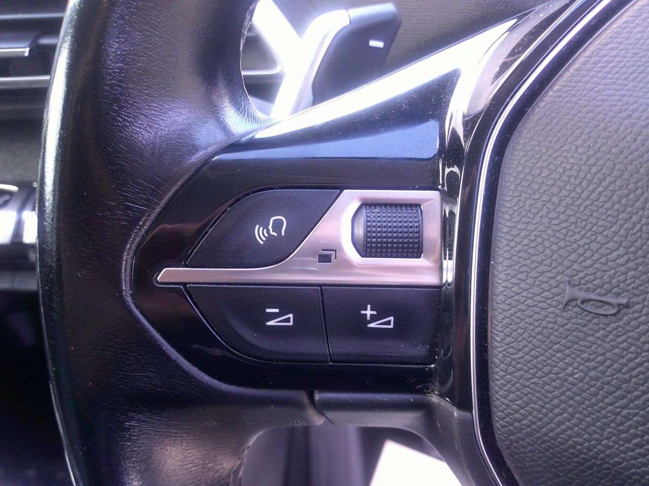 2019 PEUGEOT 3008 2019 PEUGEOT 3008