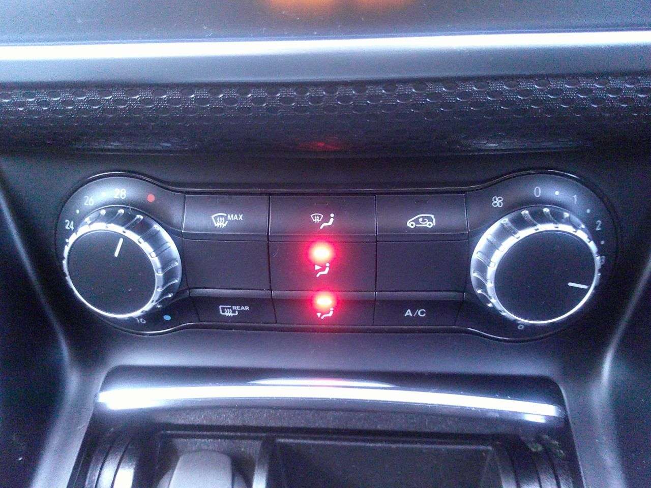 2016 MERCEDES-BENZ A-CLASS 2016 MERCEDES-BENZ A-CLASS