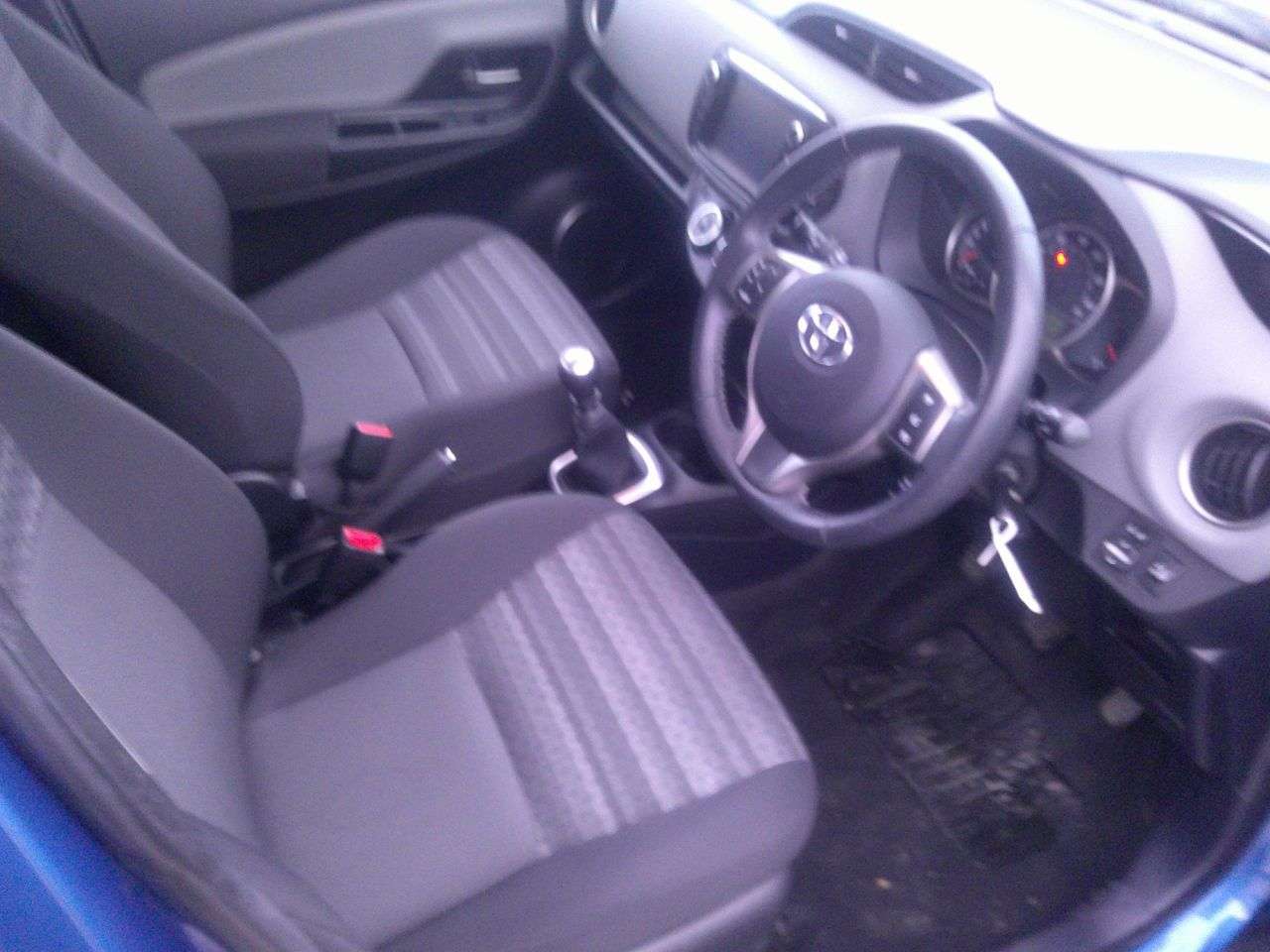 2016 TOYOTA YARIS 2016 TOYOTA YARIS